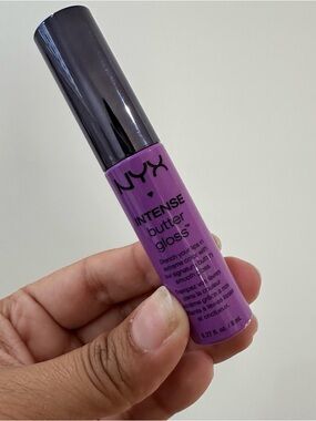 NYX Intense Butter Gloss – Violet Purple Shine